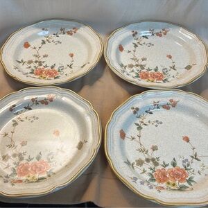 Mikasa vintage garden club, silk bouquet set of four 8
inch plates EC 463